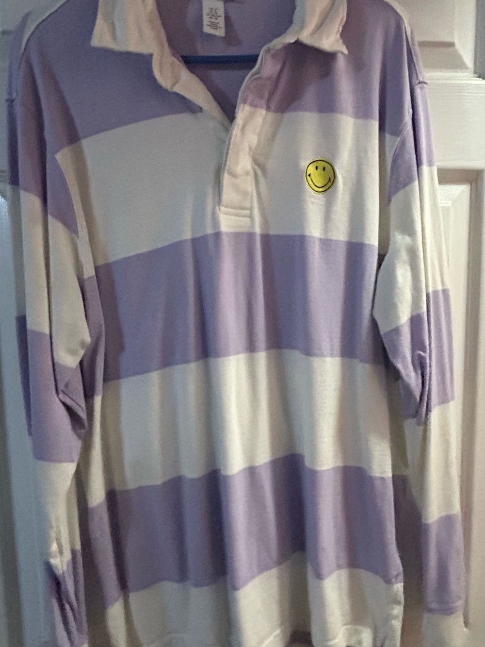 Smiley Originals Men’s Long Sleeve Shirt in Lavender and White